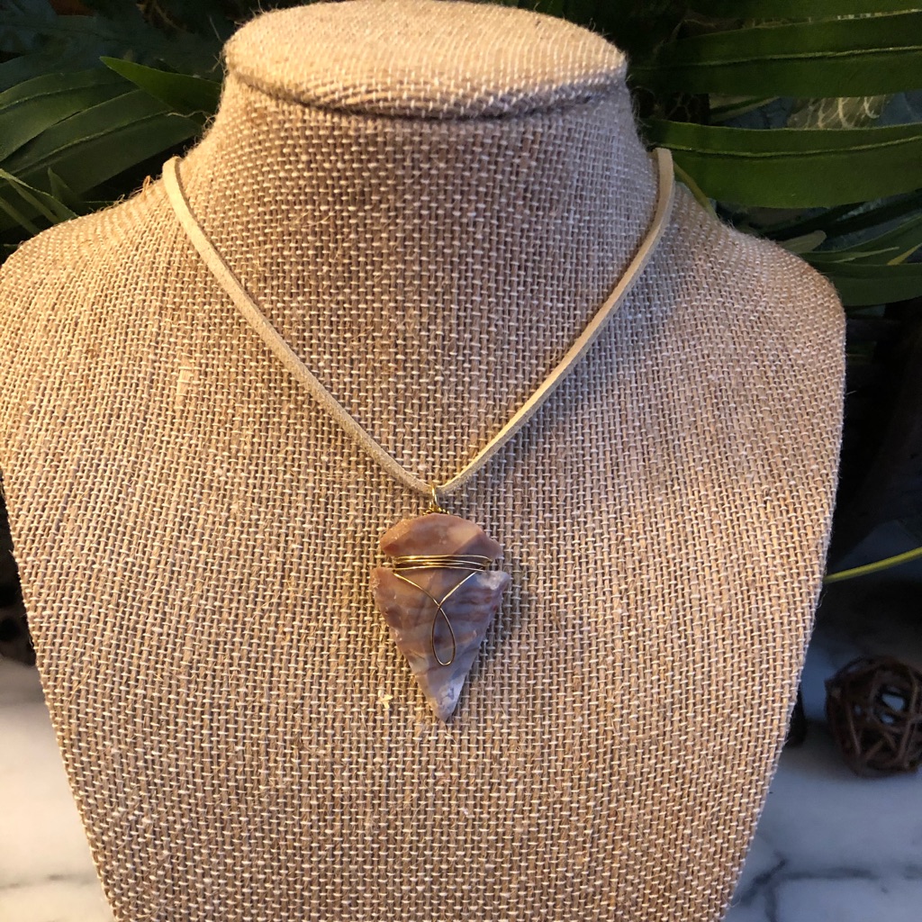 Leather Arrowhead Necklade